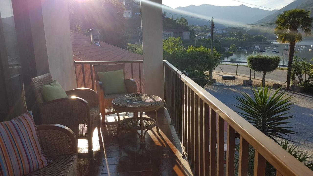 Sobreiro Apartamentos Rio Caldo Zewnętrze zdjęcie
