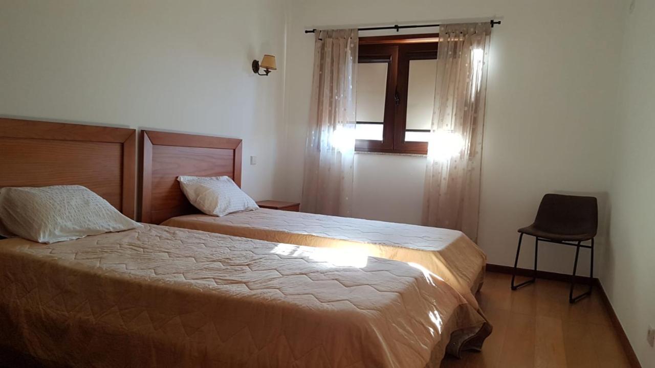 Sobreiro Apartamentos Rio Caldo Zewnętrze zdjęcie